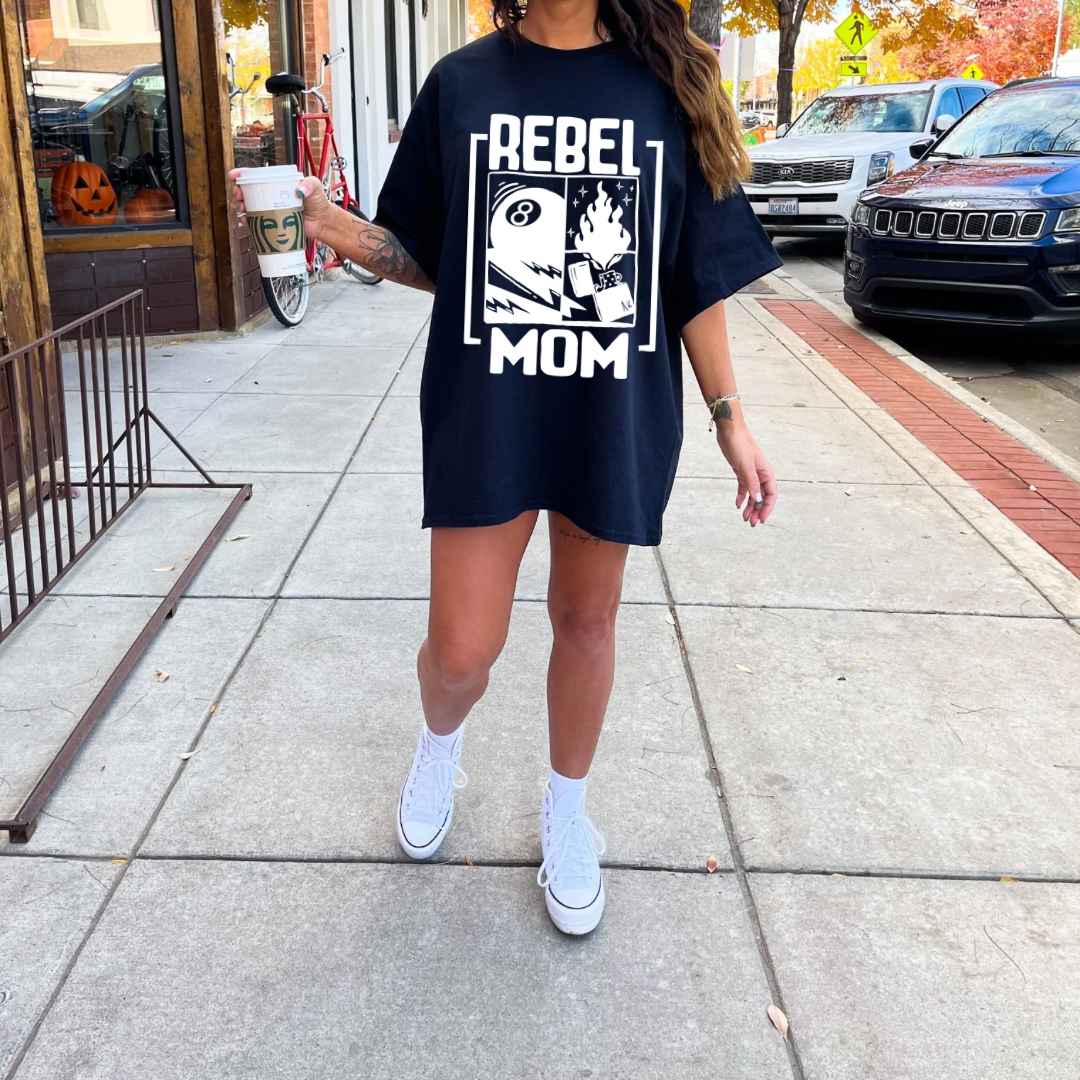 Rebel Mom-Graphic tee