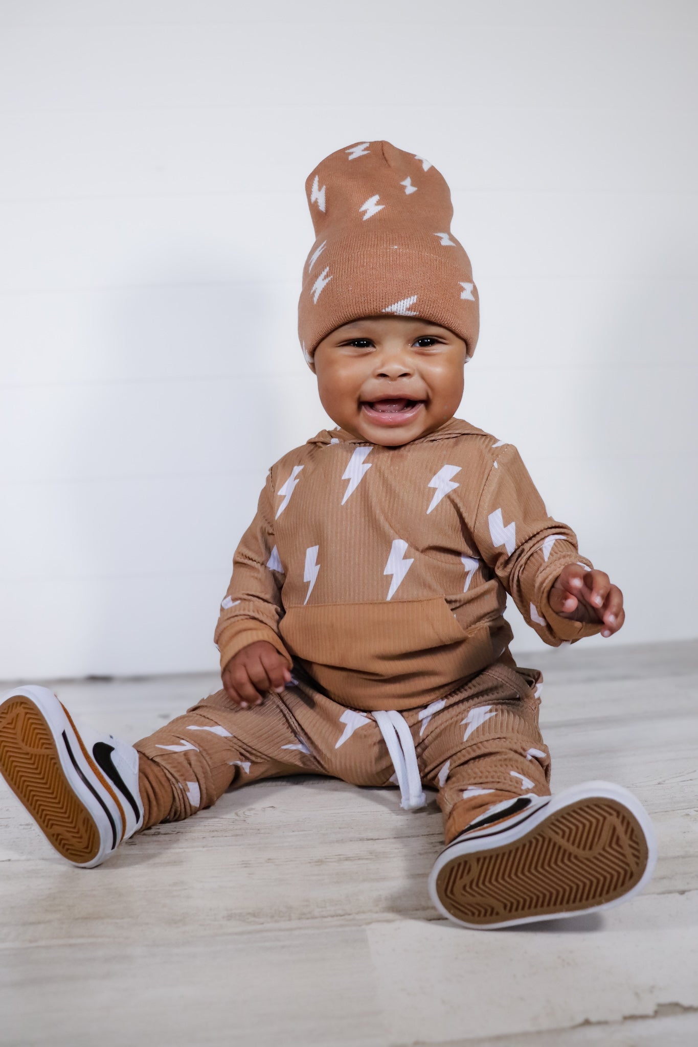 Camel Bolt Ribbed Jogger Set