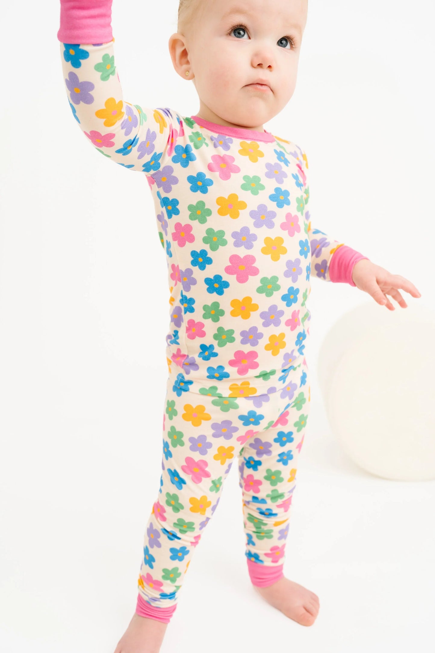 Little One Shop: Retro Flower Bamboo Two Piece Set