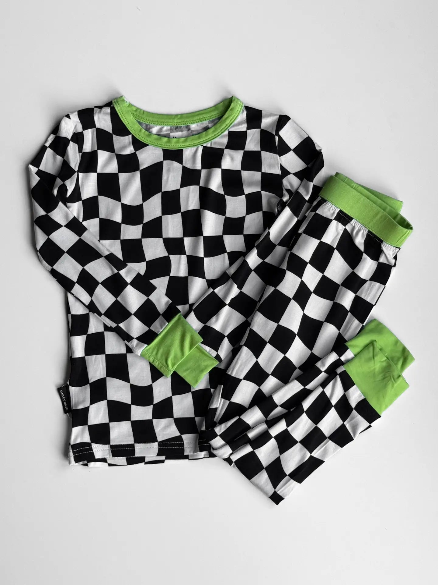 Smiley Daze: Twilight Zone Two Piece Bamboo Set