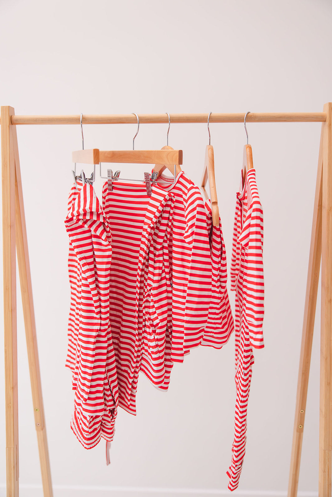 Red Stripes: Men's Pants