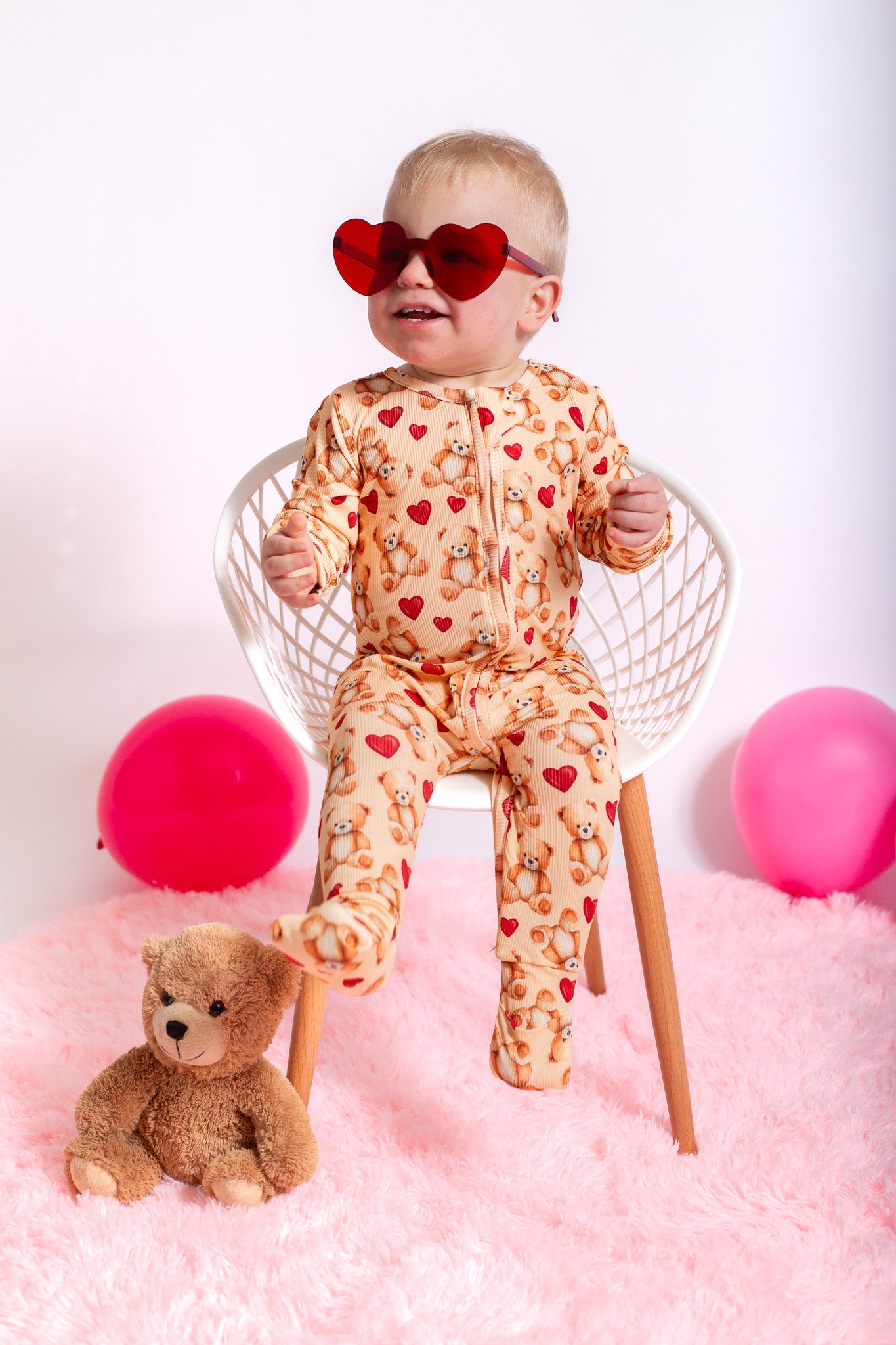 Ribbed bamboo teddy heart zippy