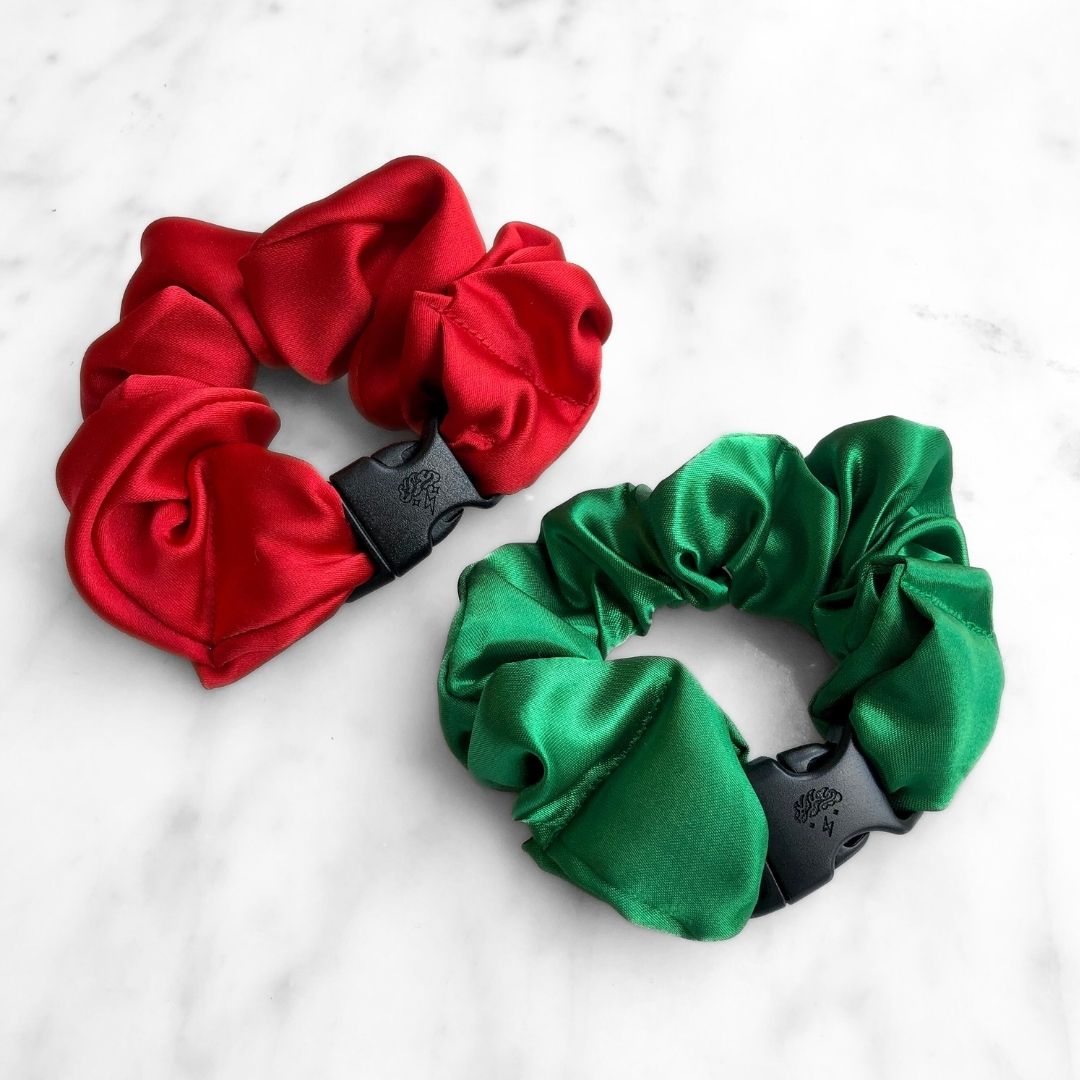 Jolly Duo - 2-Pack Christmas Holiday Buckle Scrunchies - No Snagging, No Tangles