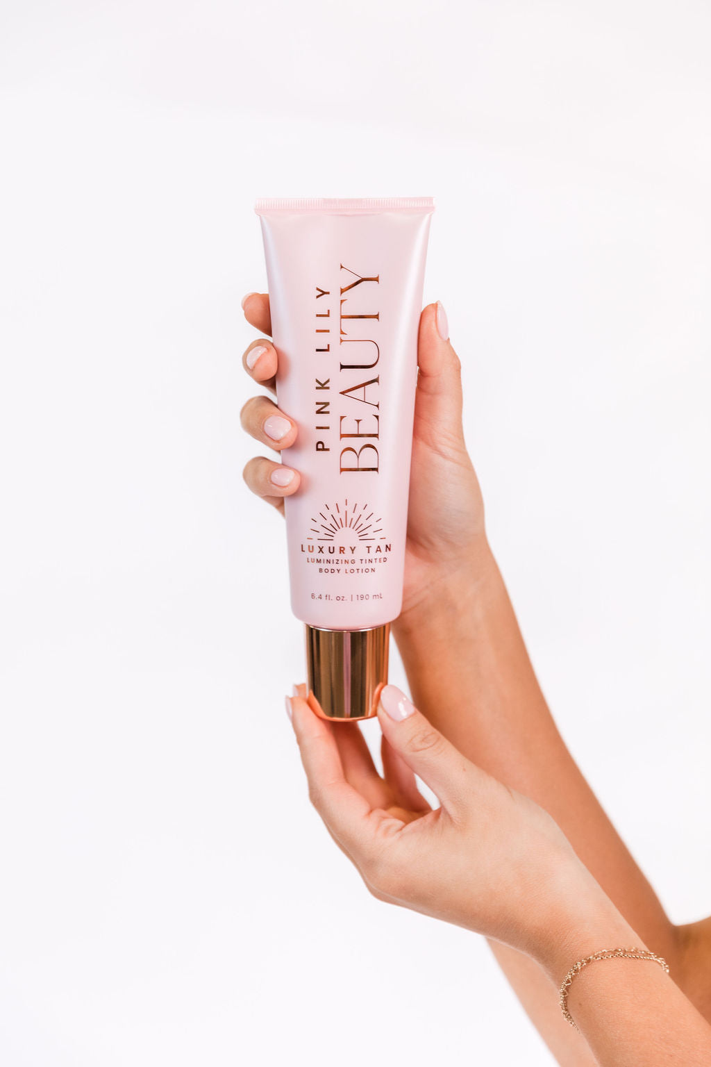 Pink Lily Luxury Tan Luminizing Body Lotion - Beachy Glow FINAL SALE