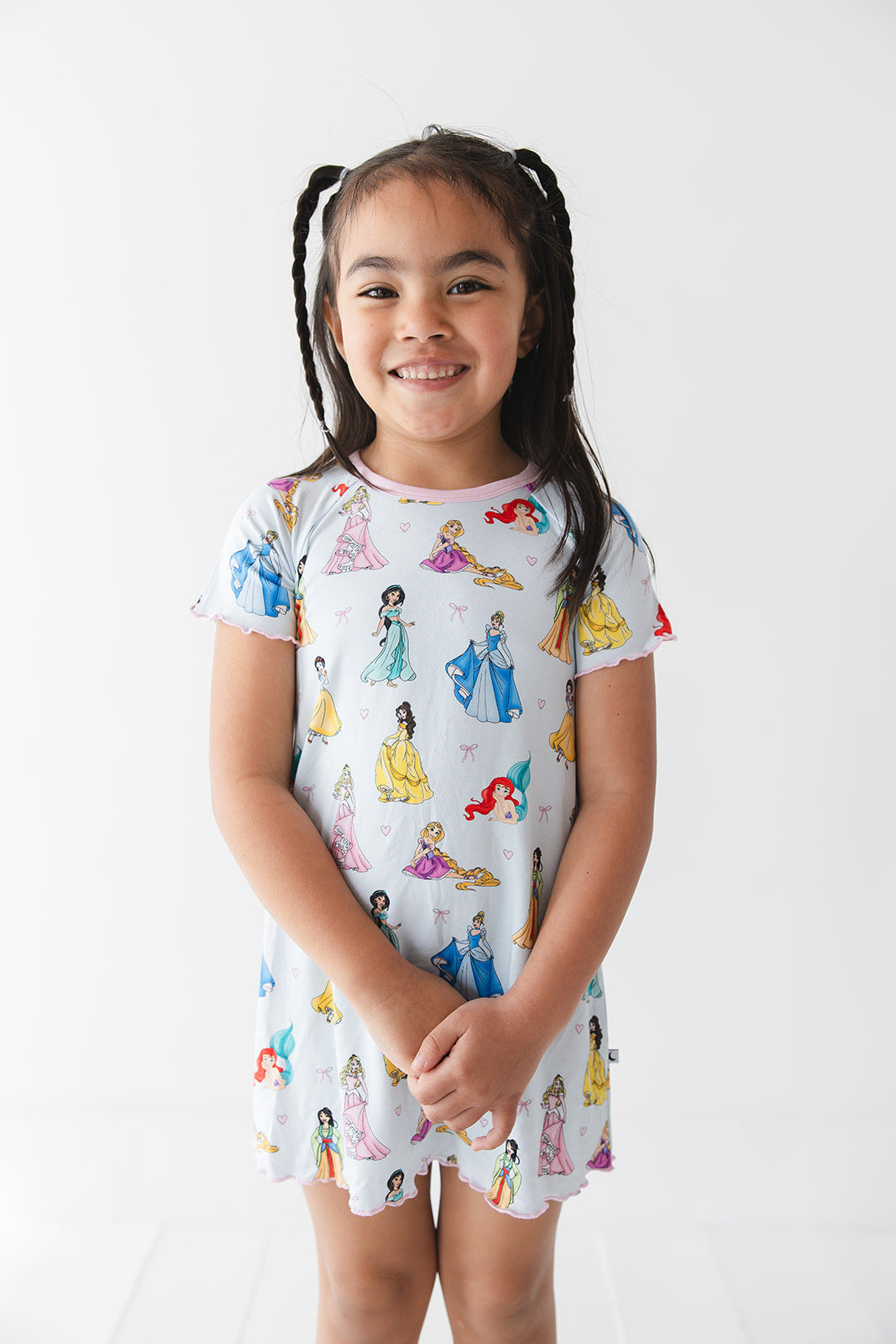 Royal Ribbons: Nightgown (read description)