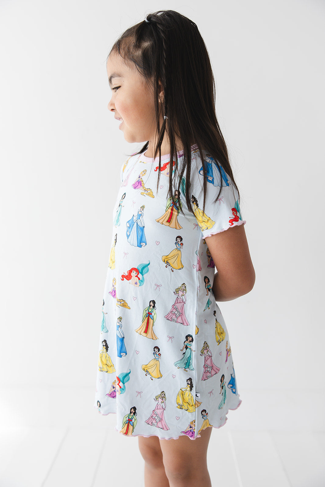 Royal Ribbons: Nightgown (read description)