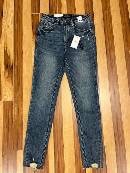 Judy Blue: Medium Wash High Rise Skinny Jeans