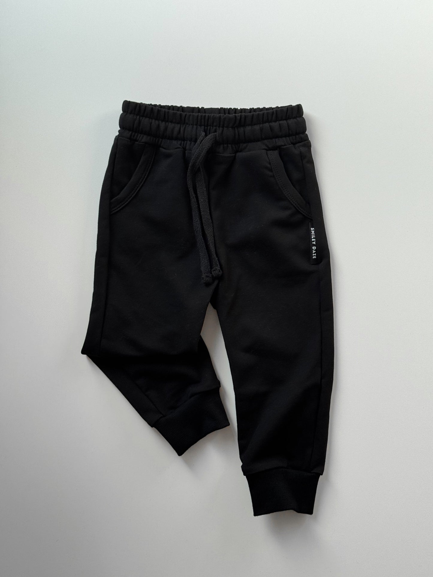 JET • JOGGERS
