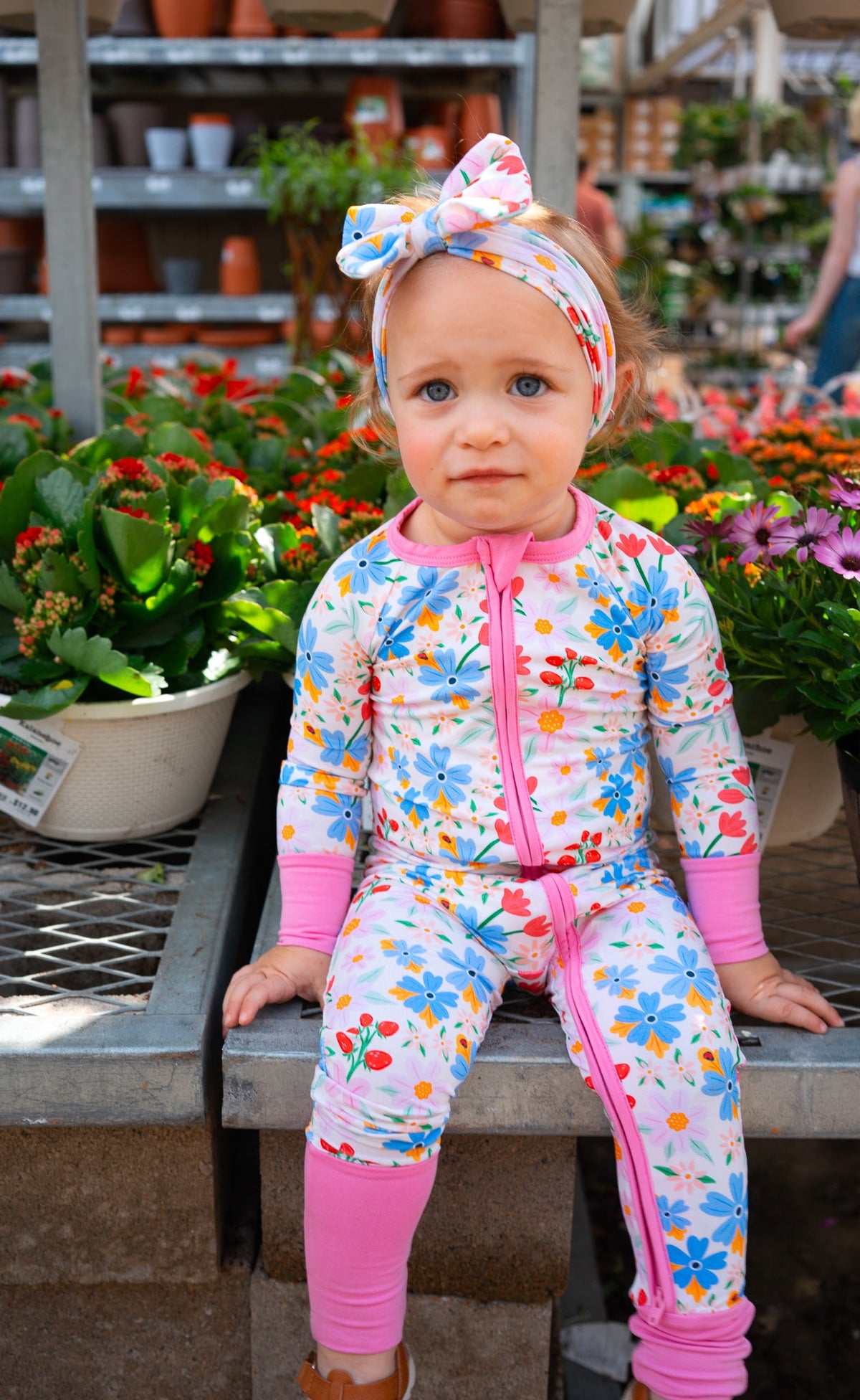 Strawberry Fields Floral Zippy