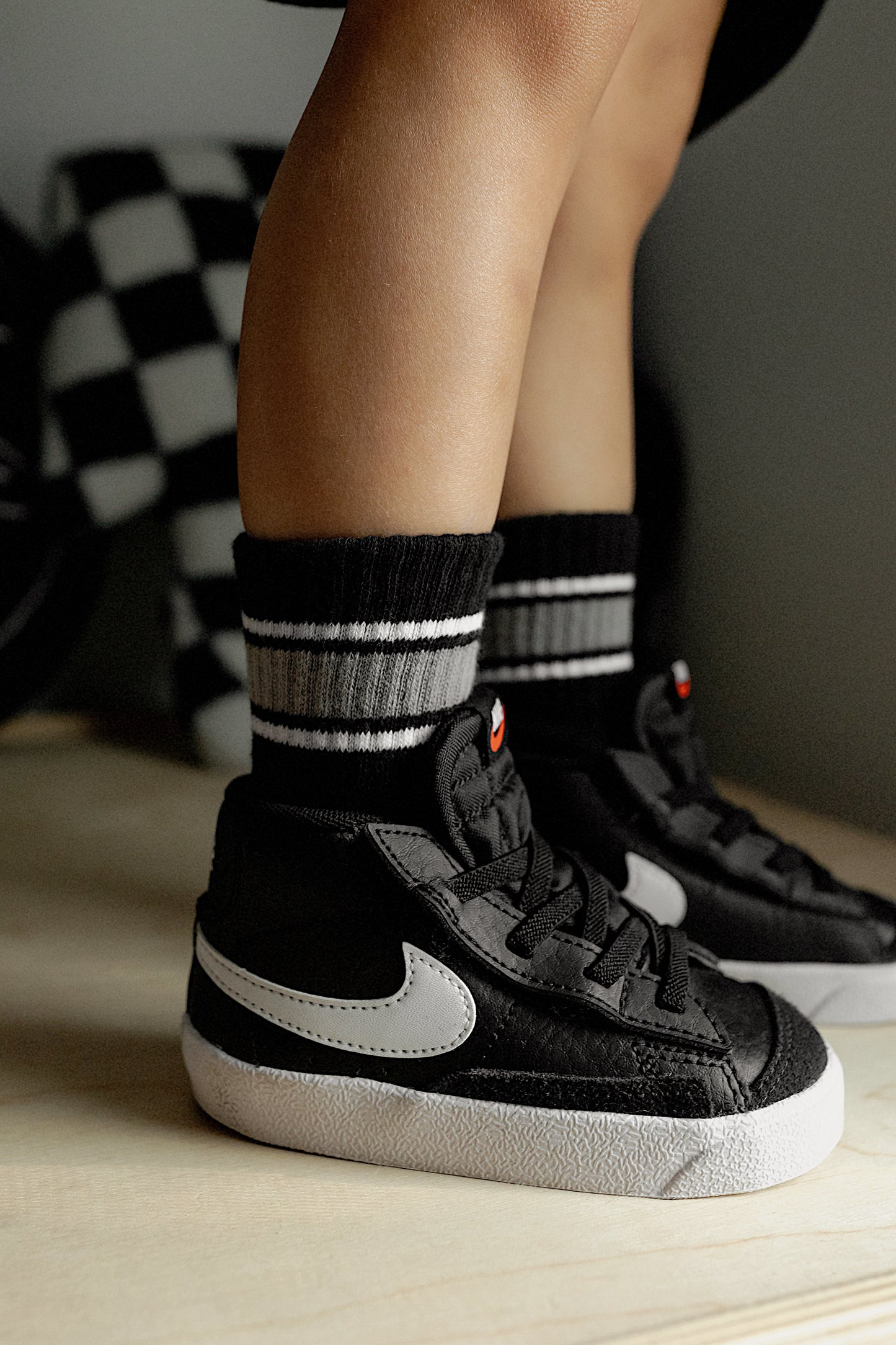Monochrome Stripe