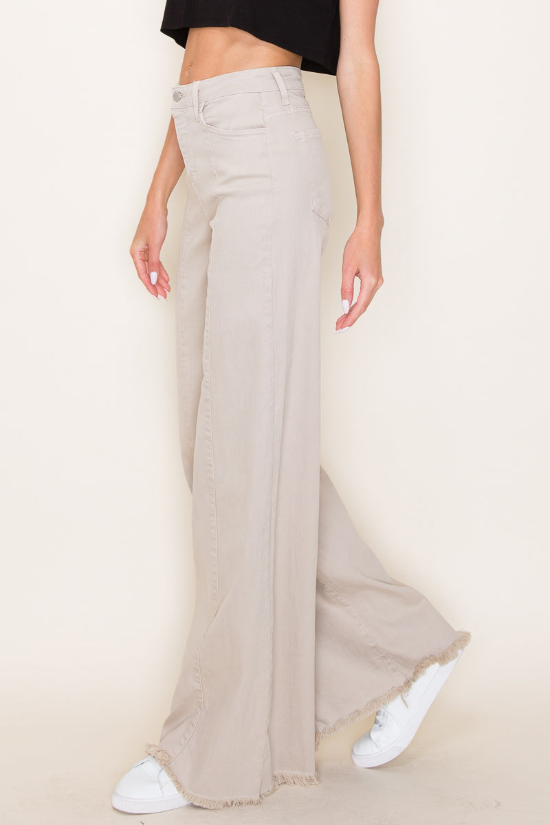 505 Wide Leg Denim Jeans in Latte
