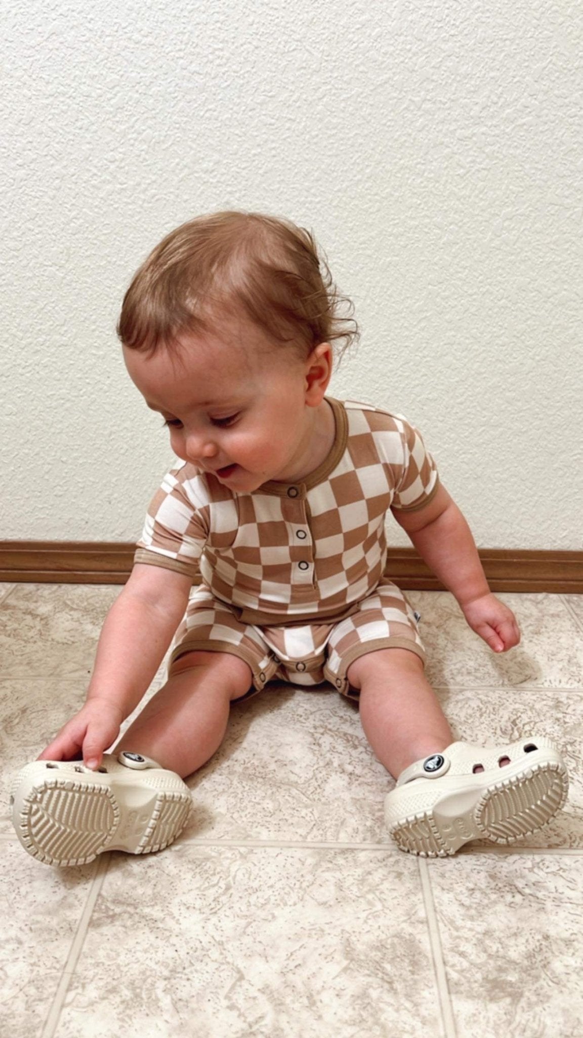Checkered Shorty Romper - Desert tan