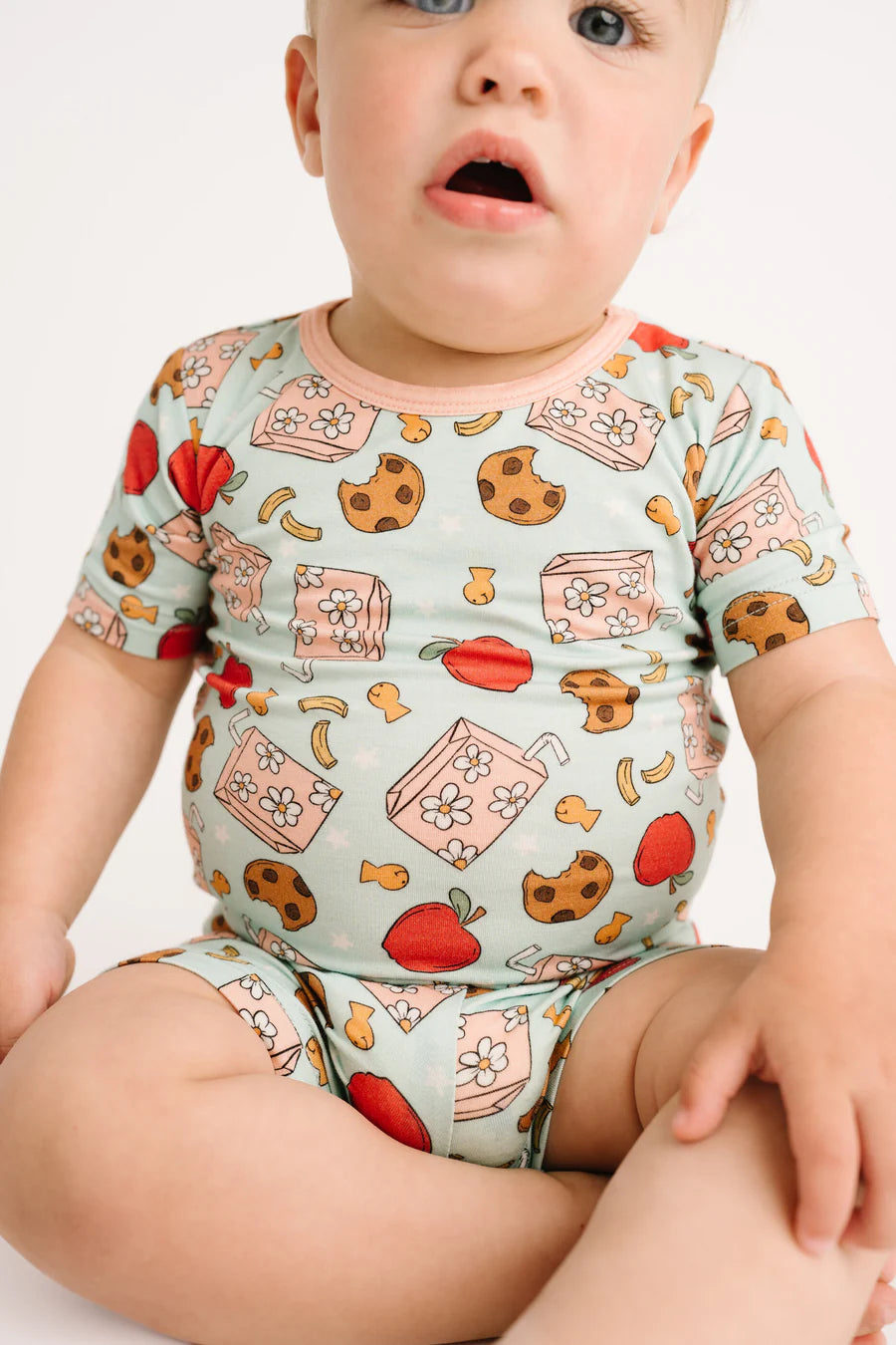 Little One Shop: Little Munchies Two Piece Bamboo Set